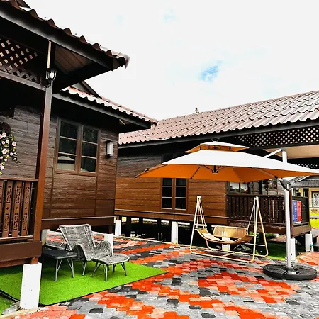 Haura Homestay Seberang Takir Bbq Kuala Terengganu Exterior photo