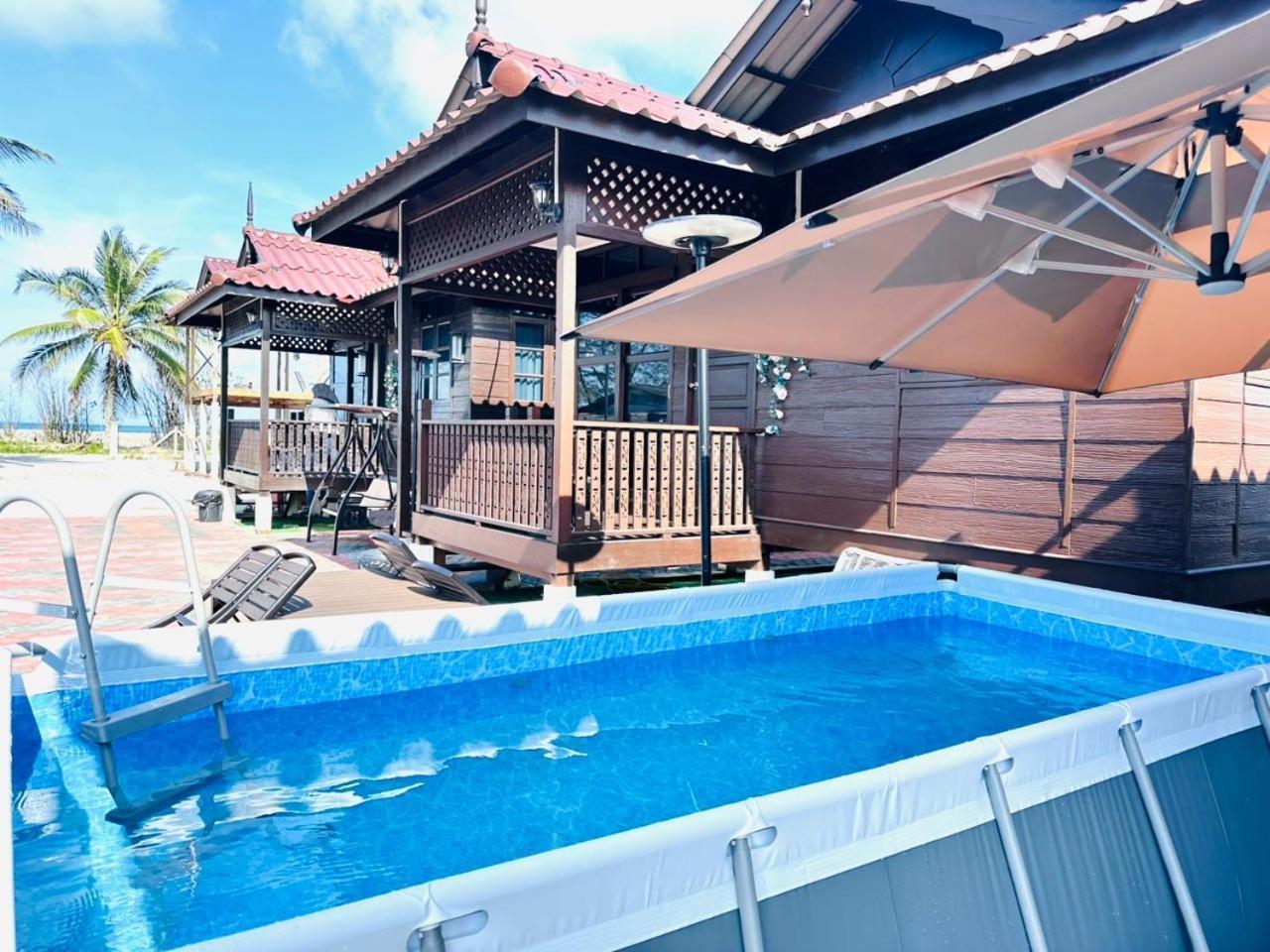 Holiday home Haura Seberang Takir Bbq *